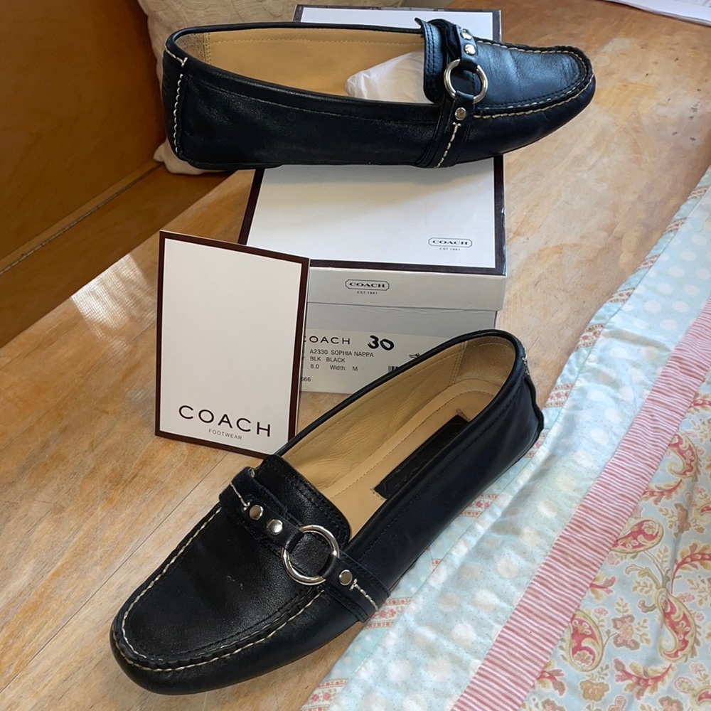 Coach driving loafers size 8 EUC in black